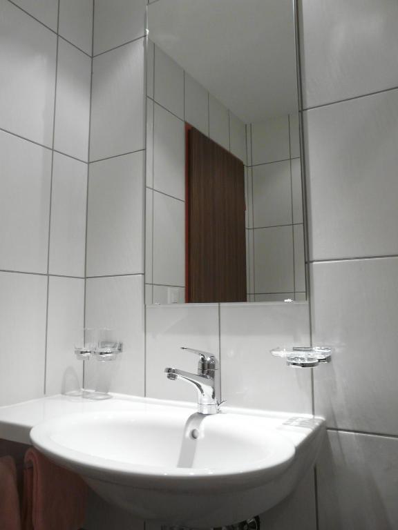Hotel Garni Domino Saas-Fee Habitación foto